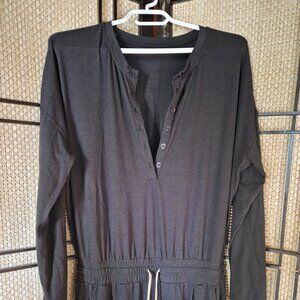 Vuori Lux Henley Jumpsuit size Small